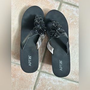 APT.9 black wedged foam sandal with black gemmed flowers on top size 10